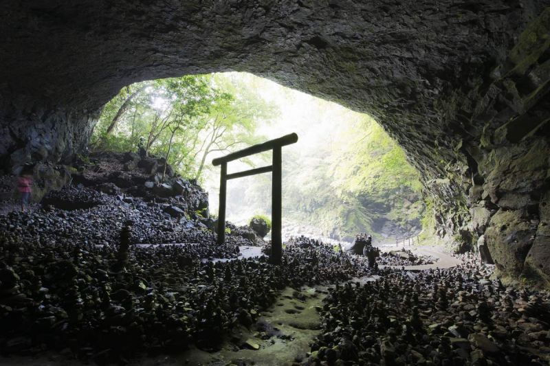 hang động Amano Yasugawara hang động Amano Yasugawara