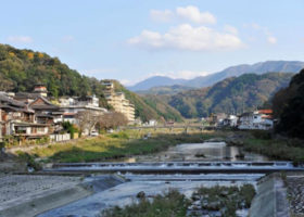 Địa danh du lịch gắn liền với nguồn nước vùng Tottori