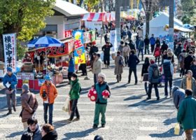 Lạc lối trong rừng chợ đồ cũ đẹp – độc – rẻ ở Nhật